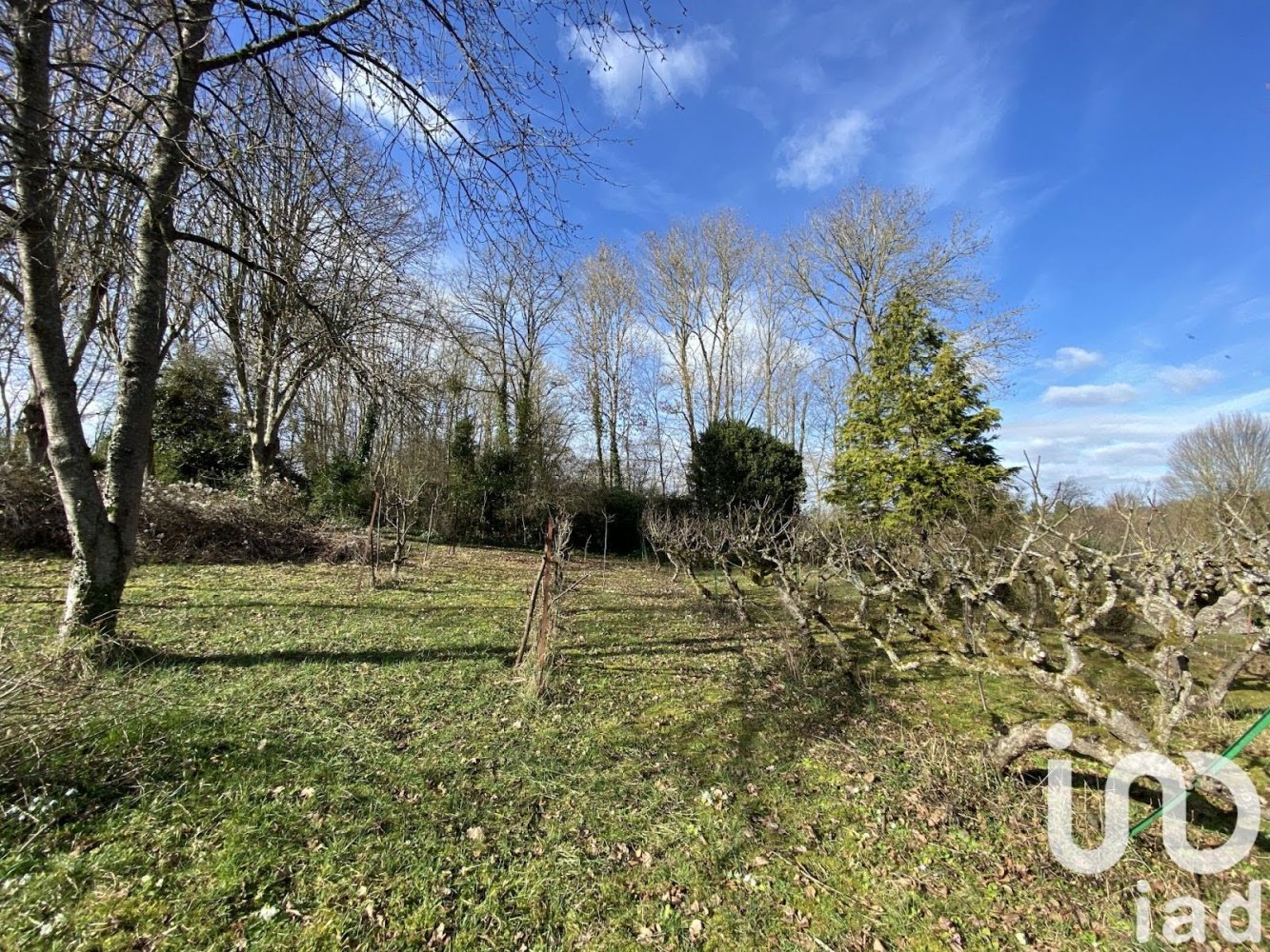 Grundstück in Saint-Martin-de-Nigelles, France 688m², Nr. 82691