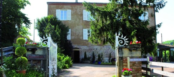 4 bedrooms House in Rhone, France No. 295482 2