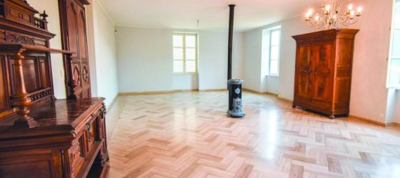 4 bedrooms House in Rhone, France No. 295482 9