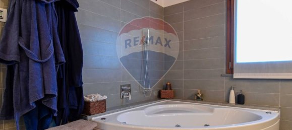 4 bedrooms Penthouse in Romano di Lombardia, Italy No. 139263 34