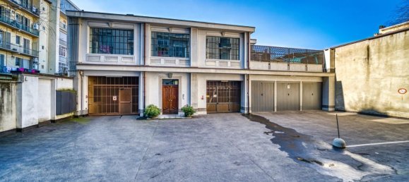 Studio in Turin, Italy No. 234909 28