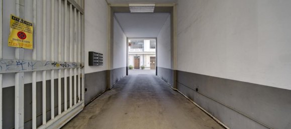 Studio in Turin, Italy No. 234909 2