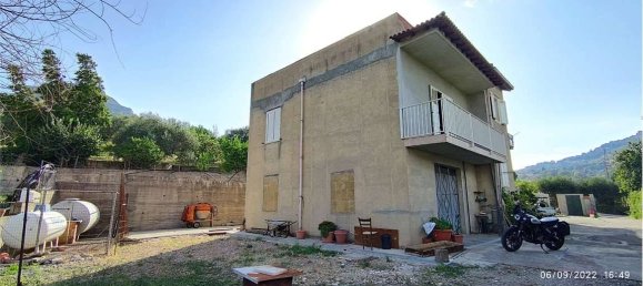 Villa de 3 dormitorios en Enna, Italy No. 355379 2