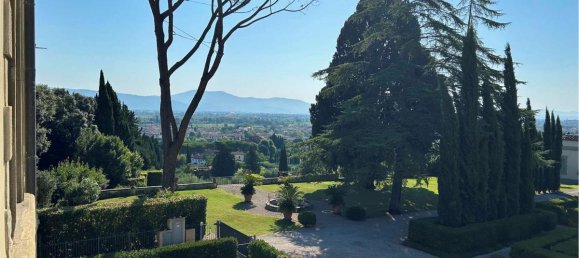 3 bedrooms Villa in Quarrata, Italy No. 550 3