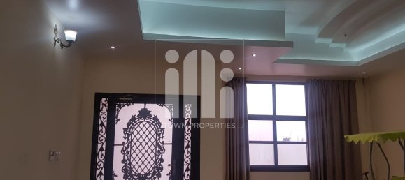 9 bedrooms Villa in Abu Dhabi, UAE No. 5568 3