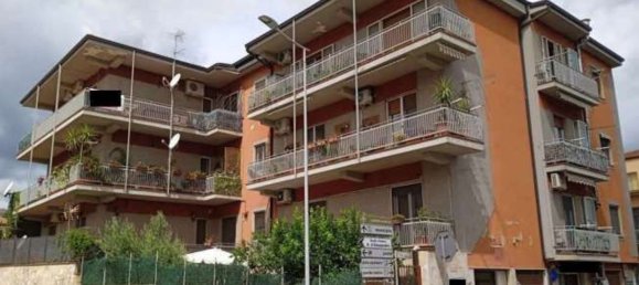 6 rooms Apartment in Castrolibero, Italy No. 185407 16