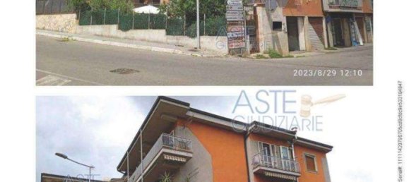 6 rooms Apartment in Castrolibero, Italy No. 185407 8