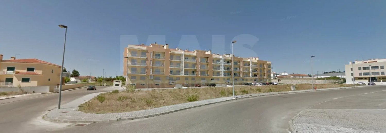  قطعة أرض في Cartaxo, Portugal رقم 144111