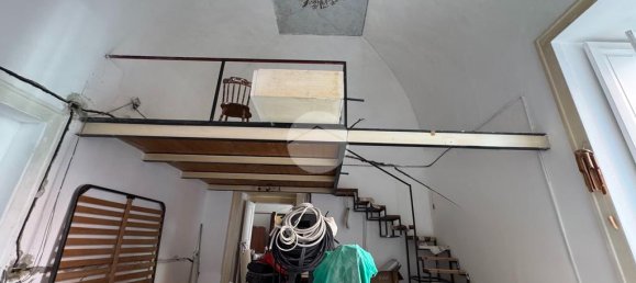 2 Schlafzimmer Wohnung in Naples, Italy, Nr. 358702 23
