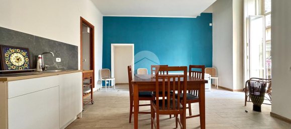 2 Schlafzimmer Wohnung in Naples, Italy, Nr. 358702 6