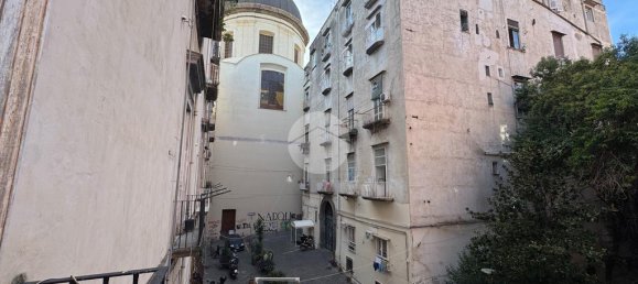 2 Schlafzimmer Wohnung in Naples, Italy, Nr. 358702 10