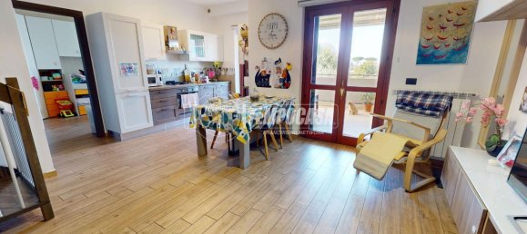 3-salle Appartement à Rome, Italy No. 26384 37