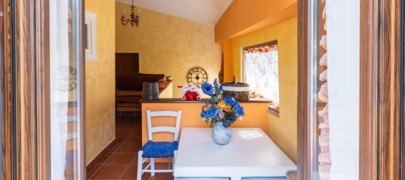 9 rooms House in Castel Sant'Angelo, Italy No. 283974 20
