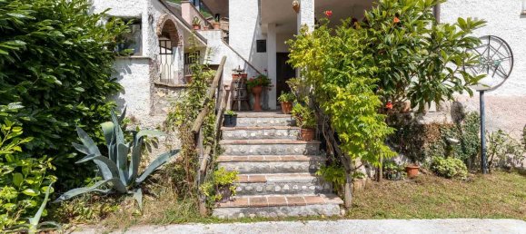 9 rooms House in Castel Sant'Angelo, Italy No. 283974 8