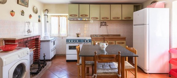 9 rooms House in Castel Sant'Angelo, Italy No. 283974 12