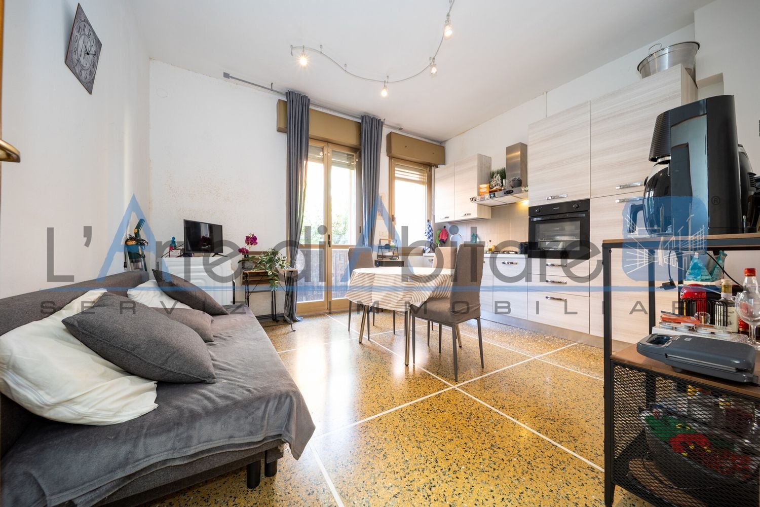2-Zimmer Wohnung in Bologna, Italy, Nr. 269768