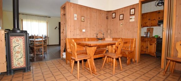 Casa de 5 habitaciónes en Buriasco, Italy No. 265983 9