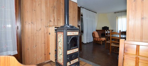 Casa de 5 habitaciónes en Buriasco, Italy No. 265983 7