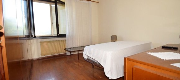 Casa de 5 habitaciónes en Buriasco, Italy No. 265983 12