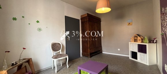 38m² Office in Pont-a-Mousson, France No. 248303 4