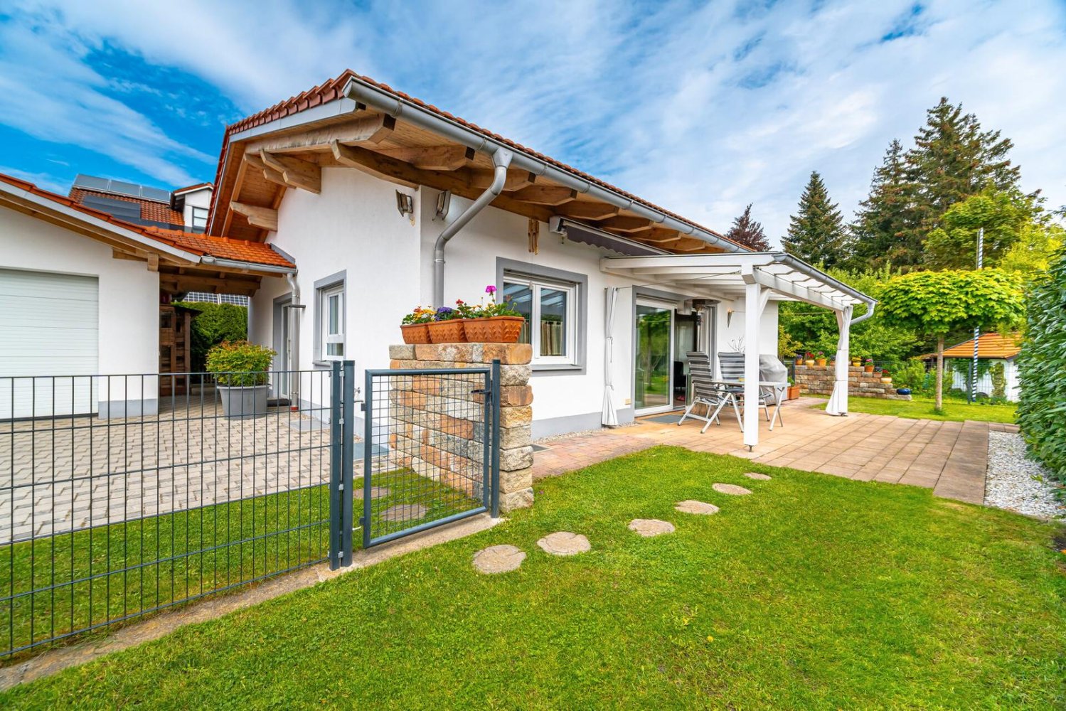 Bungalow de 3 dormitorios en Ebersberg, Germany No. 281616