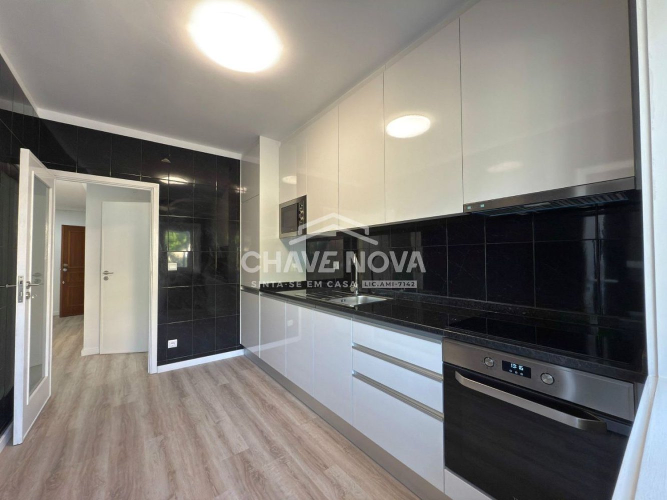 Apartamento de 2 dormitorios en Vila Nova de Gaia, Portugal No. 265021