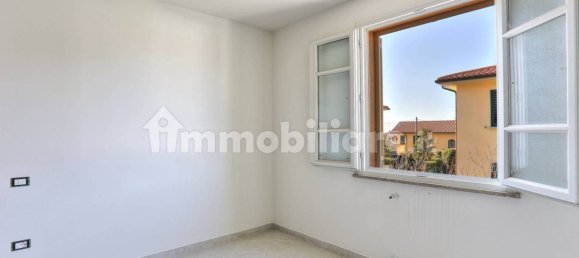 1 chambre Appartement à Rosignano Marittimo, Italy No. 48478 4