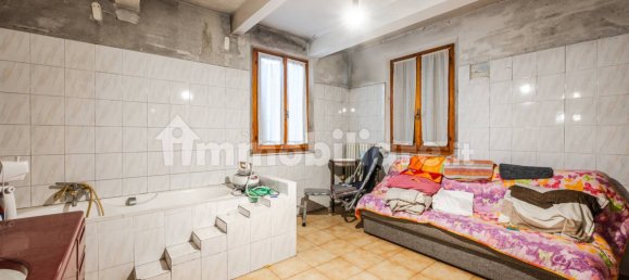 3 bedrooms House in Casalgrande, Italy No. 116802 18