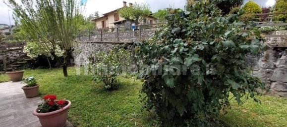 8 chambres Villa à Castel San Niccolò, Italy No. 214571 34