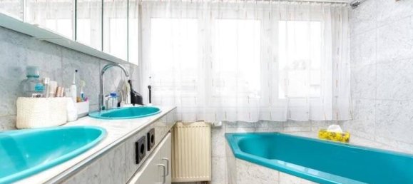 Apartamento de 3 habitaciónes en Rems-Murr-Kreis, Germany No. 109074 8