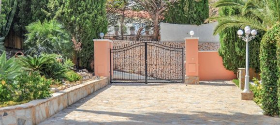 5 bedrooms Villa in Calpe, Spain No. 134476 4