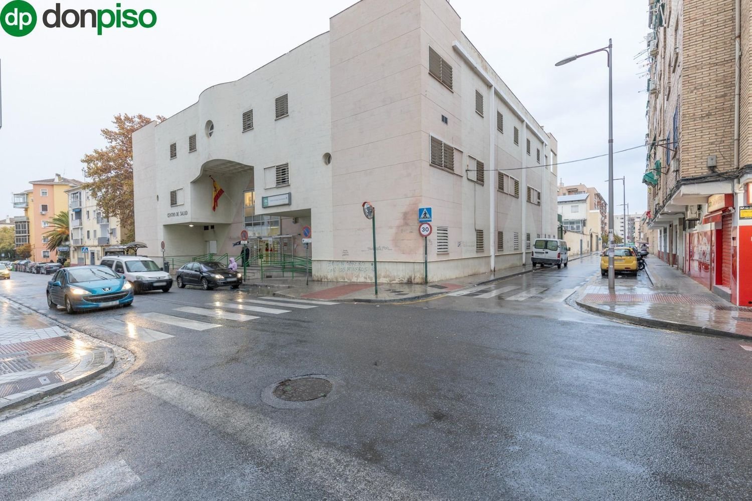 Коммерческая недвижимость 134м² в Гранада, Испания № 95140