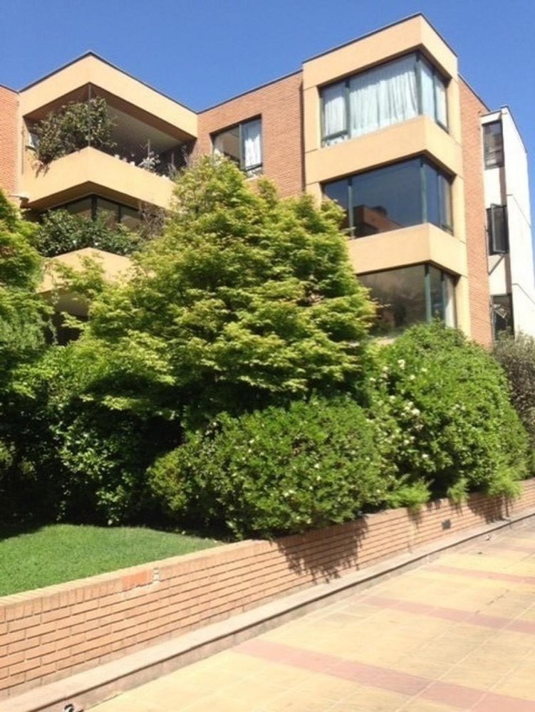 3 bedrooms Apartment in Santiago, Chile No. 2675