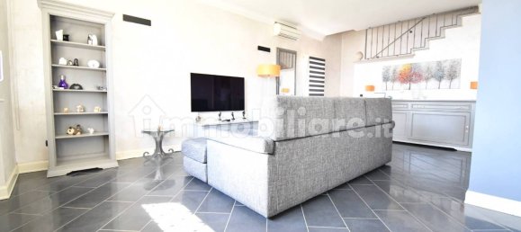 2 bedrooms Villa in Poncarale, Italy No. 357242 6