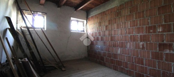 8 rooms House in Conegliano, Italy No. 154187 22