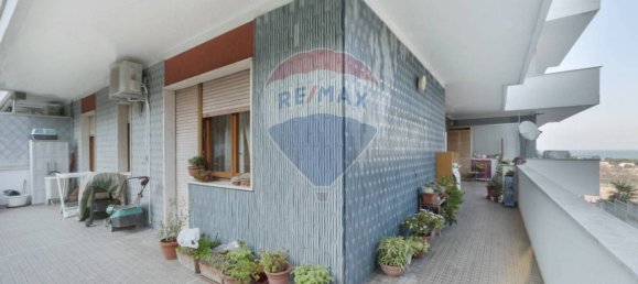 Квартира с 2 спальнями в Пескара, Италия № 66979 24