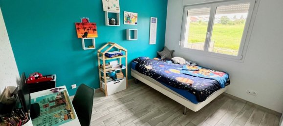 Casa de 3 dormitorios en Hayange, France No. 246172 22