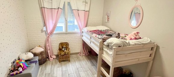 Casa de 3 dormitorios en Hayange, France No. 246172 31