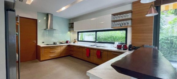 5 bedrooms Cafe / restaurant in Bangkok, Thailand No. 544 7