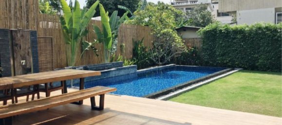 5 bedrooms Cafe / restaurant in Bangkok, Thailand No. 544 12