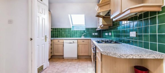 2 bedrooms Apartment in Croydon, United Kingdom No. 7940 2