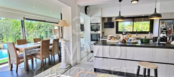 3 Schlafzimmer Villa in Mougins, France, Nr. 349555 2