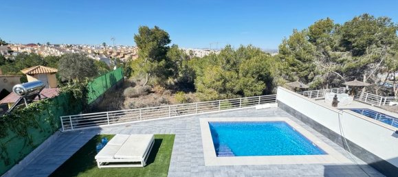 4 bedrooms Villa in Torrevieja, Spain No. 176572 13