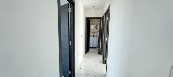 4 bedrooms Villa in Torrevieja, Spain No. 176572 9