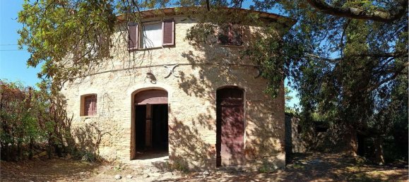 Дом с 4 комнатами в Маршано, Италия № 277509 20