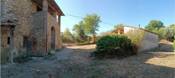 Дом с 4 комнатами в Маршано, Италия № 277509 18