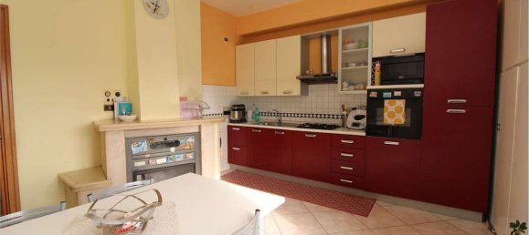 6 rooms Apartment in Tito, Italy No. 86944 14