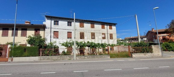 4 bedrooms House in Bardolino, Italy No. 196686 5