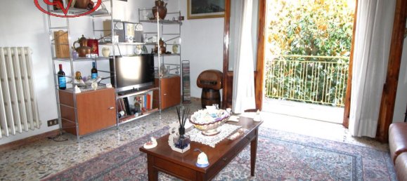 Villa de 4 divisões em San Giovanni Valdarno, Italy N.º 227398 25