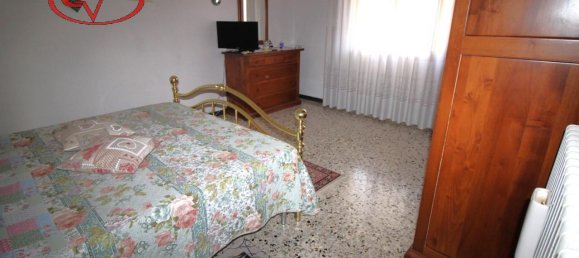 Villa de 4 divisões em San Giovanni Valdarno, Italy N.º 227398 40